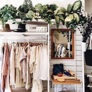 Meet your Posher, Pamela